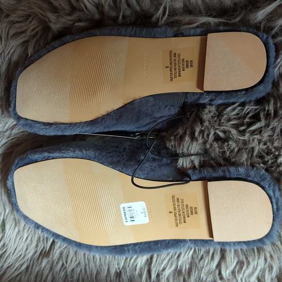 Express Grey Faux fur Slippers - Picture 10 of 11